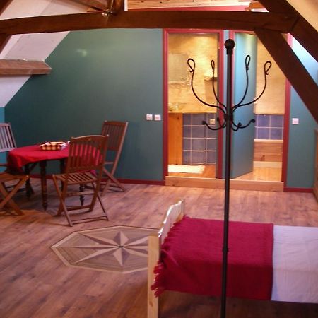 Le Trot'In Chair Bed & Breakfast Martigny-le-Comte Eksteriør bilde